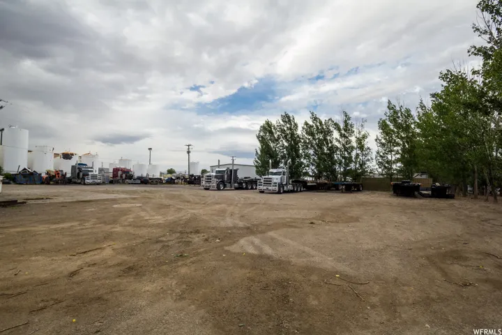 1581 S 1600 E, Naples, Utah 84078
