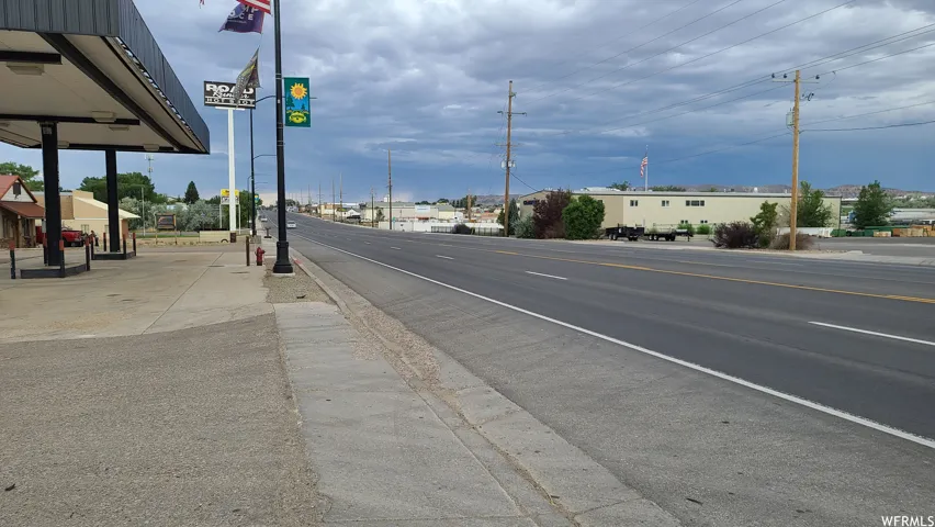 1581 S 1600 E, Naples, Utah 84078
