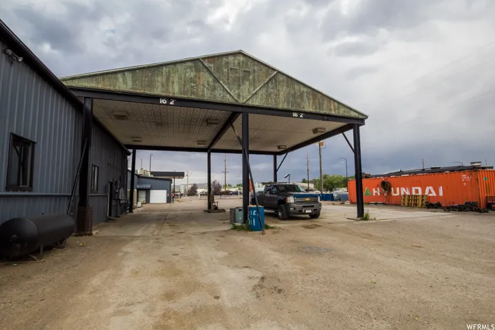 1581 S 1600 E, Naples, Utah 84078