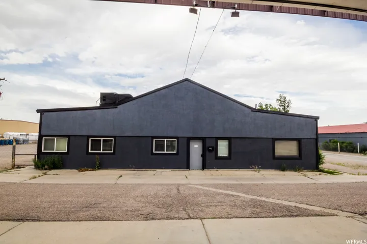 1581 S 1600 E, Naples, Utah 84078