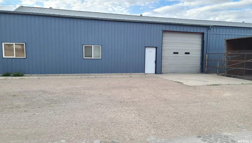 1581 S 1600 E, Naples, Utah 84078