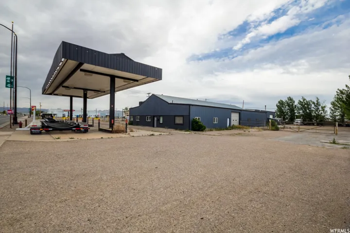 1581 S 1600 E, Naples, Utah 84078