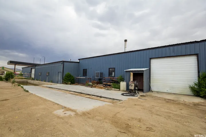 1581 S 1600 E, Naples, Utah 84078