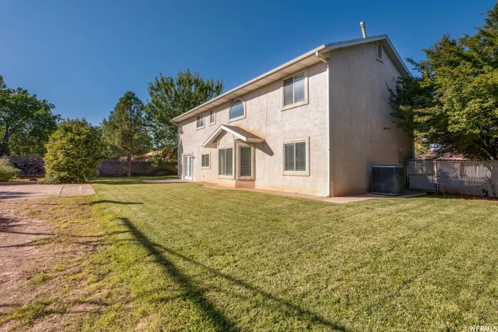 3049 Swiss Dr, Santa Clara, Utah 84765