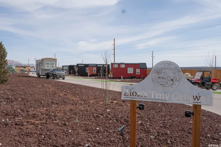 1286 E CACTUS DR, Apple Valley, Utah 84737