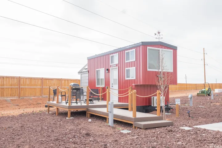 1286 E CACTUS DR, Apple Valley, Utah 84737