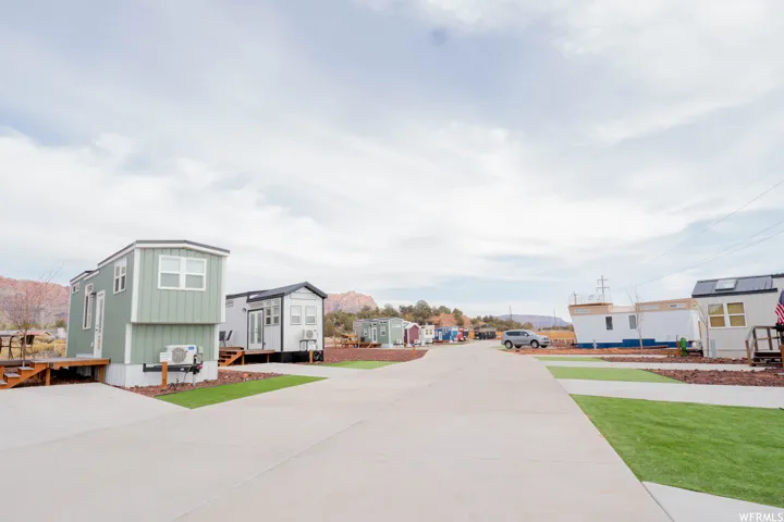 1286 E CACTUS DR, Apple Valley, Utah 84737