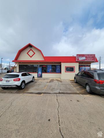 248 W CENTER