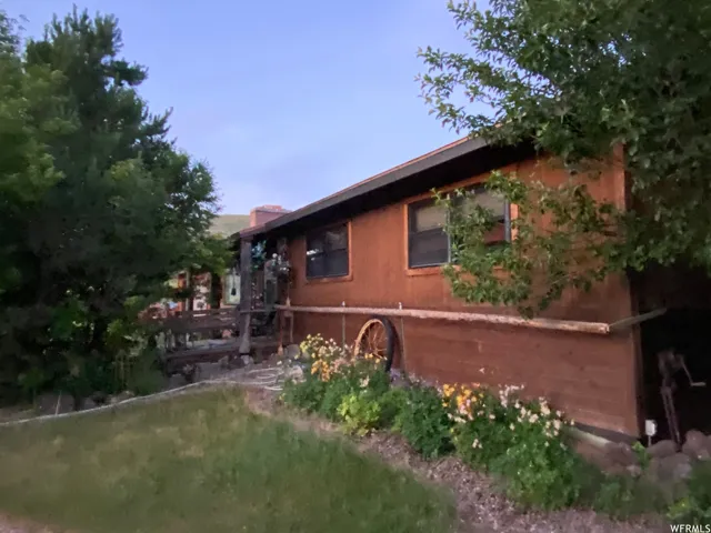 2406 Smokey Canyon Rd, Auburn, Wyoming 83111