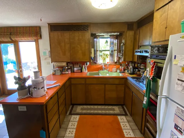 2406 Smokey Canyon Rd, Auburn, Wyoming 83111