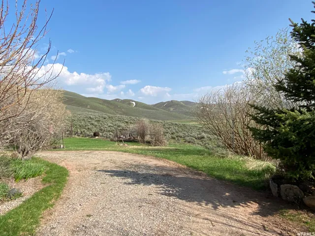 2406 Smokey Canyon Rd, Auburn, Wyoming 83111