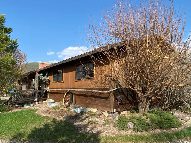 2406 Smokey Canyon Rd, Auburn, Wyoming 83111