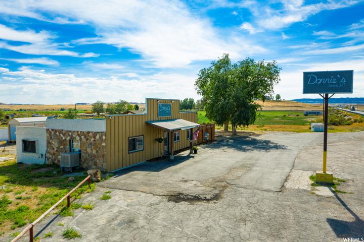 7682 E HWY 40