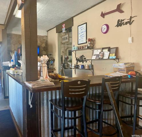 7682 E HWY 40