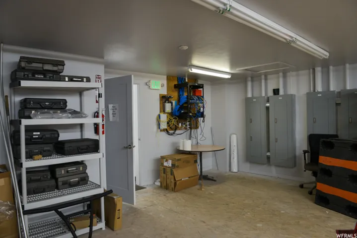 2065 W 500 N