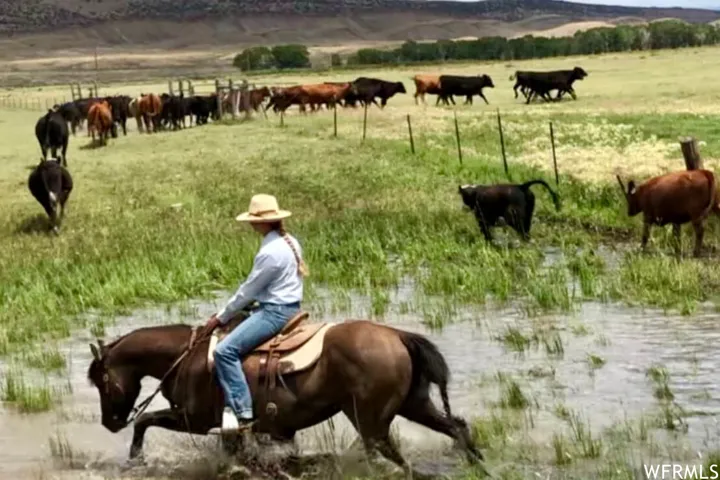475 County Rd 324, Sinclair, Wyoming 82334