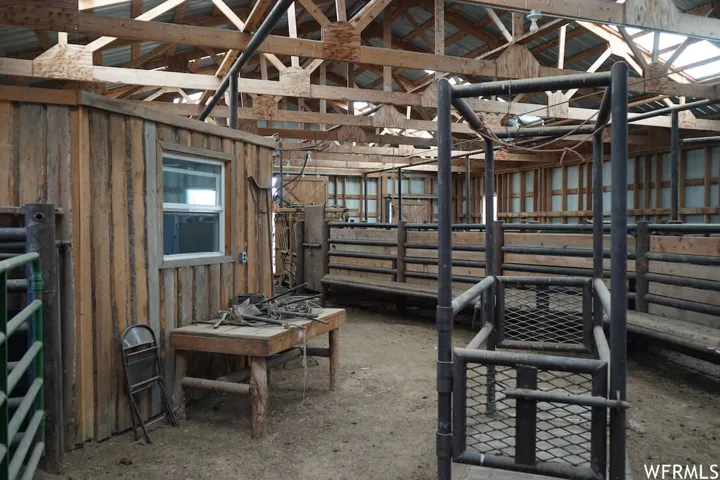 475 County Rd 324, Sinclair, Wyoming 82334