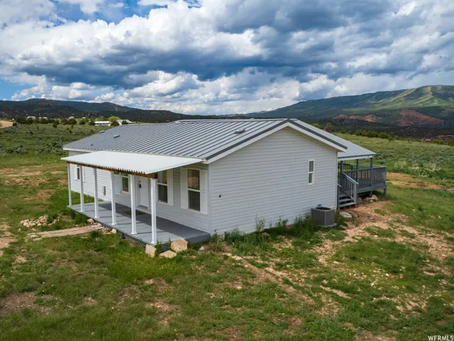 46250 W Bandanna Dr, Fruitland, Utah 84027