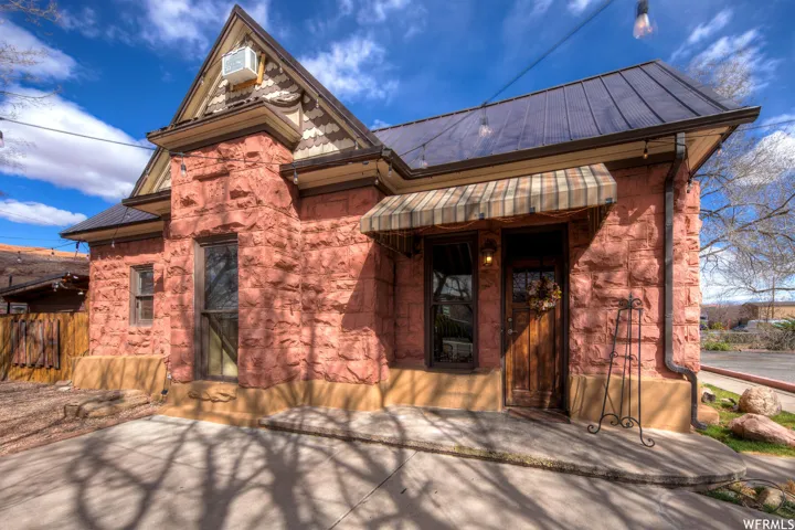 84 W 200 N, Moab, Utah 84532