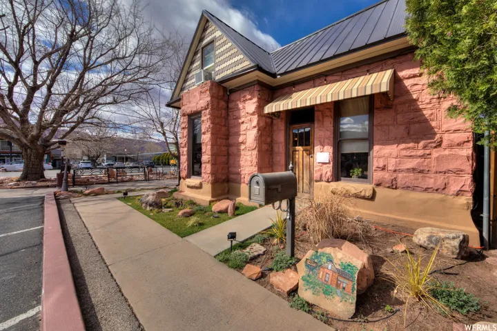84 W 200 N, Moab, Utah 84532