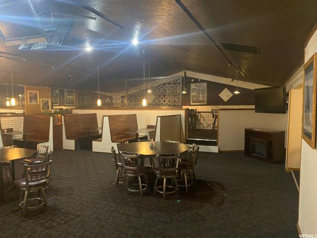 1089 E HWY 40