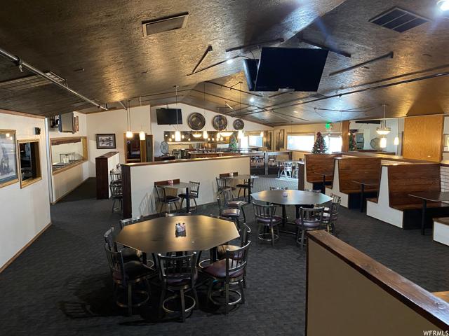 1089 E HWY 40