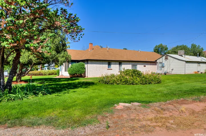195 E 200 N, Moab, Utah 84532