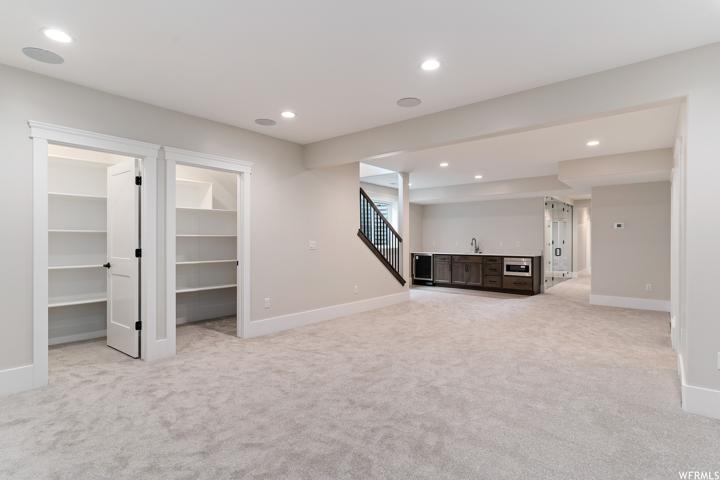 170 N MAIN ST