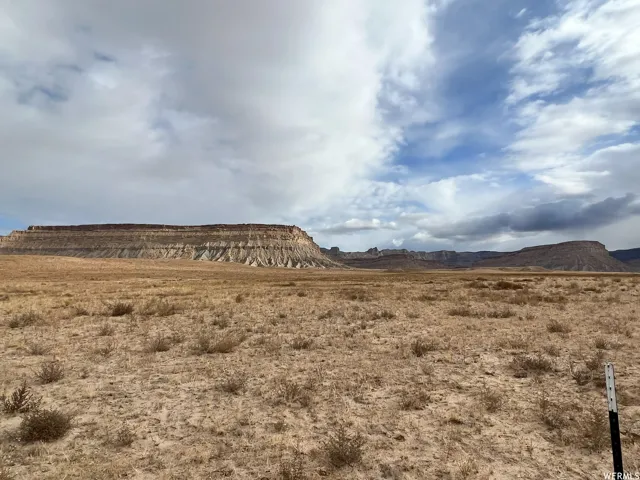 1 Coal Canyon Rd., Green River, Utah 84525