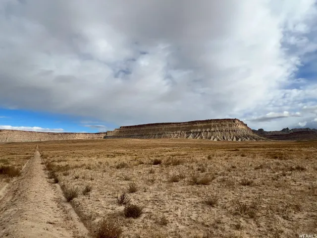 1 Coal Canyon Rd., Green River, Utah 84525