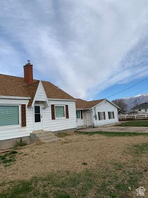 2794 W GENTILE