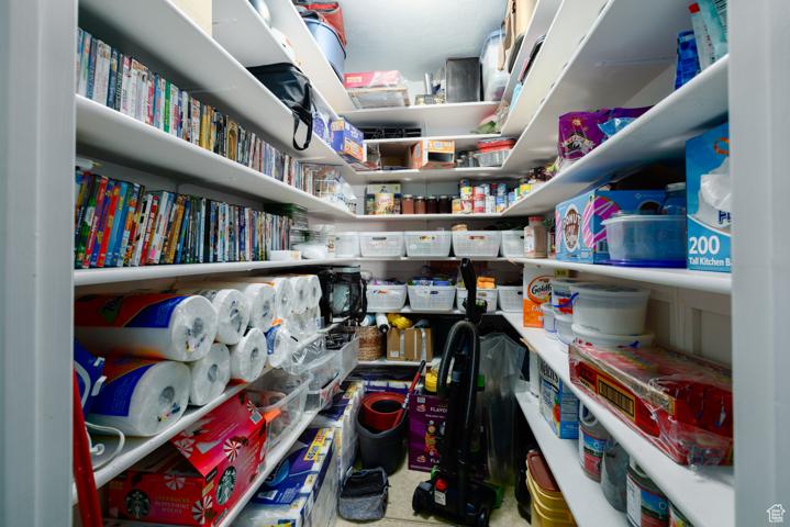 877 W LAGOON ST, Roosevelt, Utah 84066