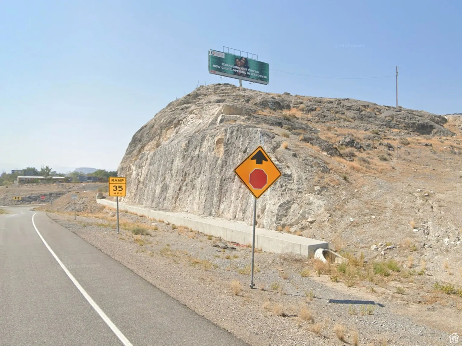 View of road featuring a mountain view