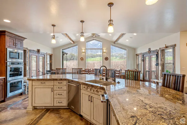 14975 S CANYON RD, Santaquin, Utah 84655