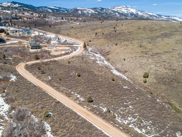 1355 W Cedar Ridge Dr, Garden City, Utah 84028