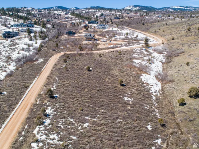1355 W Cedar Ridge Dr, Garden City, Utah 84028