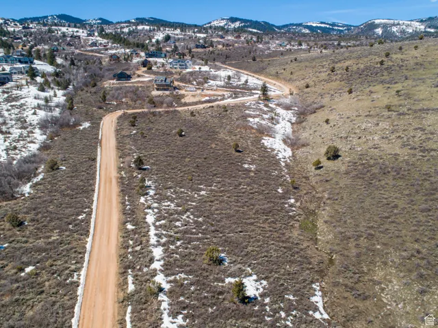 1355 W Cedar Ridge Dr, Garden City, Utah 84028