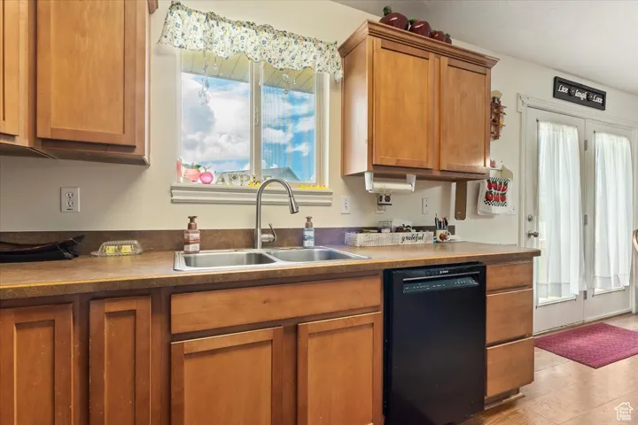 1319 W 1950 N, Clinton, Utah 84015