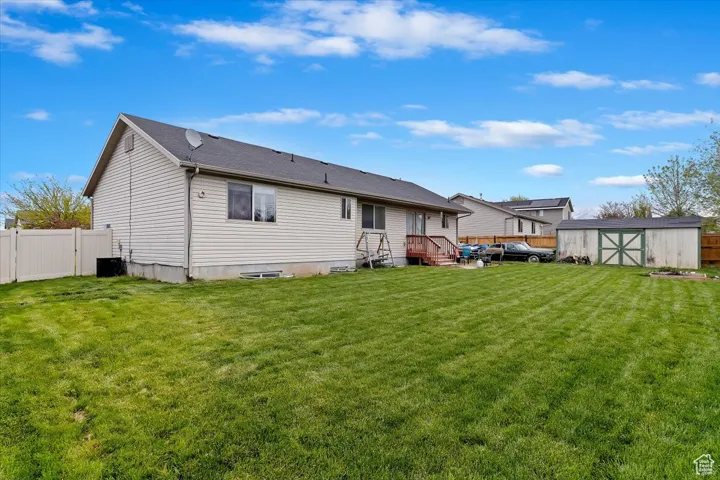 1319 W 1950 N, Clinton, Utah 84015