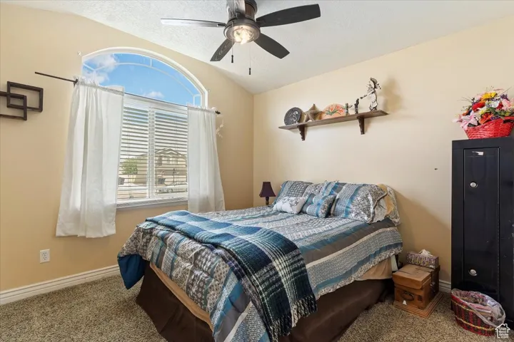 1319 W 1950 N, Clinton, Utah 84015