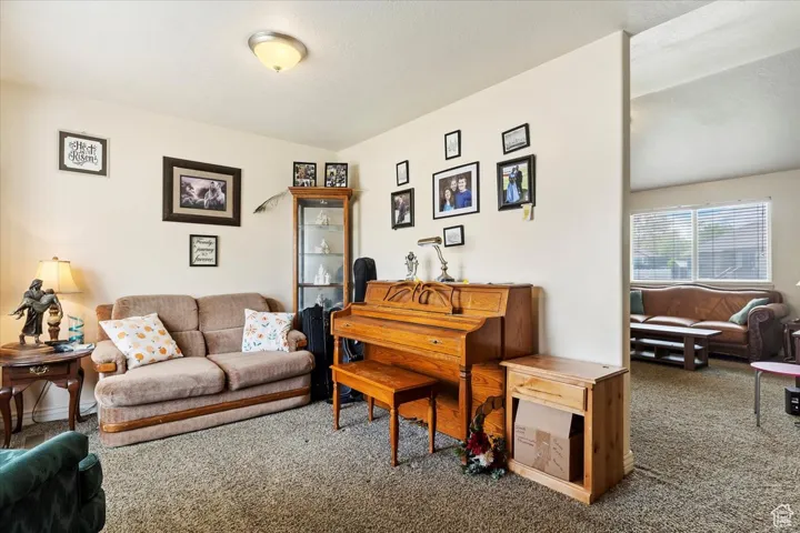 1319 W 1950 N, Clinton, Utah 84015