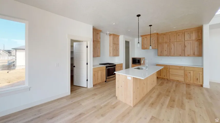 119 E 1590 S #32, Salem, Utah 84653