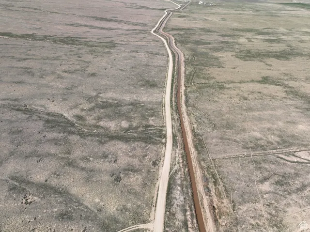 N Windy Canal Rd, Redmond, Utah 84652