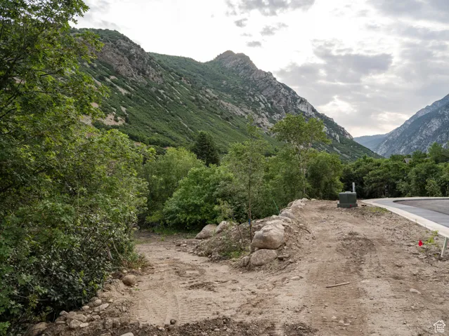 3787 E Quail Hill Ln, Sandy, Utah 84092
