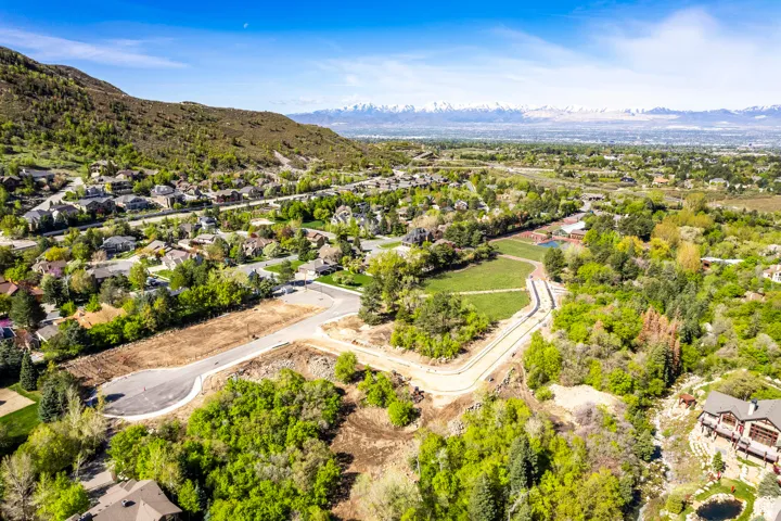 9677 S Quail Hill Ln, Sandy, Utah 84092