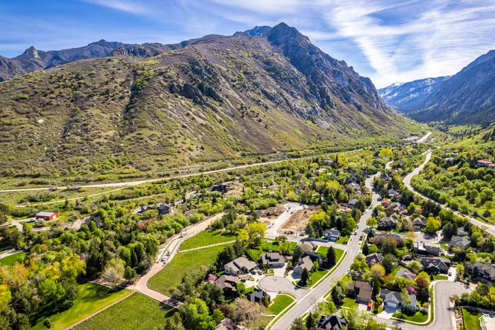 9674 S Quail Hill Ln, Sandy, Utah 84092