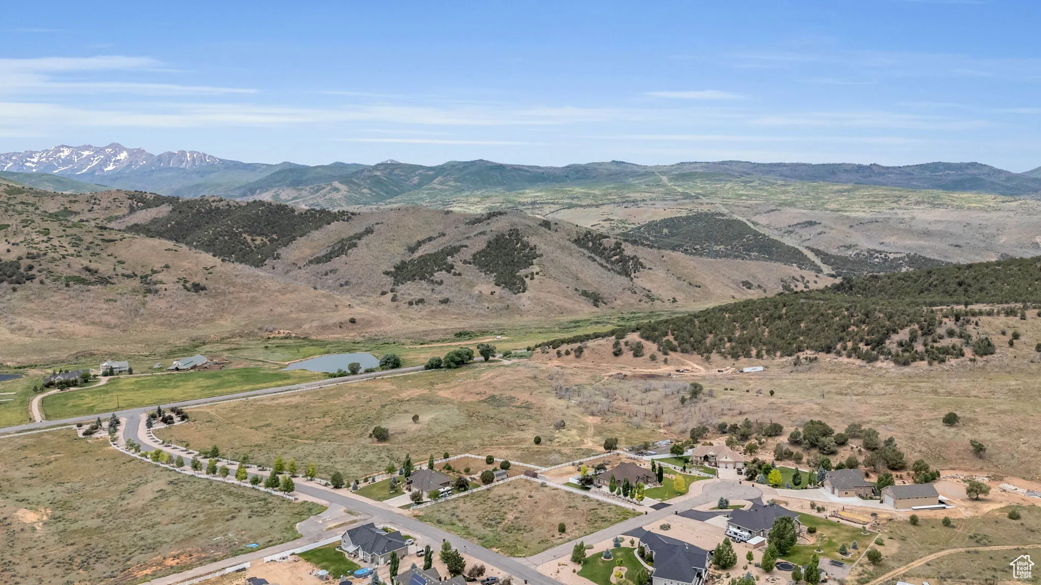 Bird's eye view featuring a mountain view