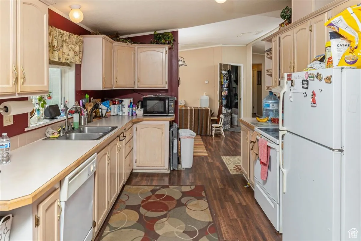 Unit A: Kitchen