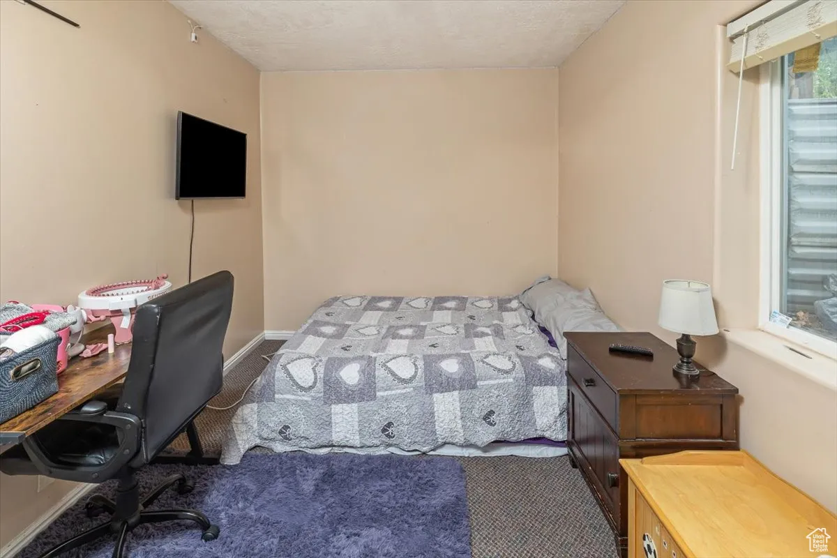 Unit B: Bedroom 2