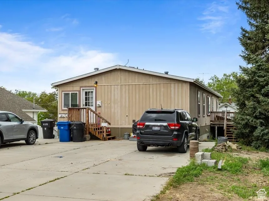 View of property exterior